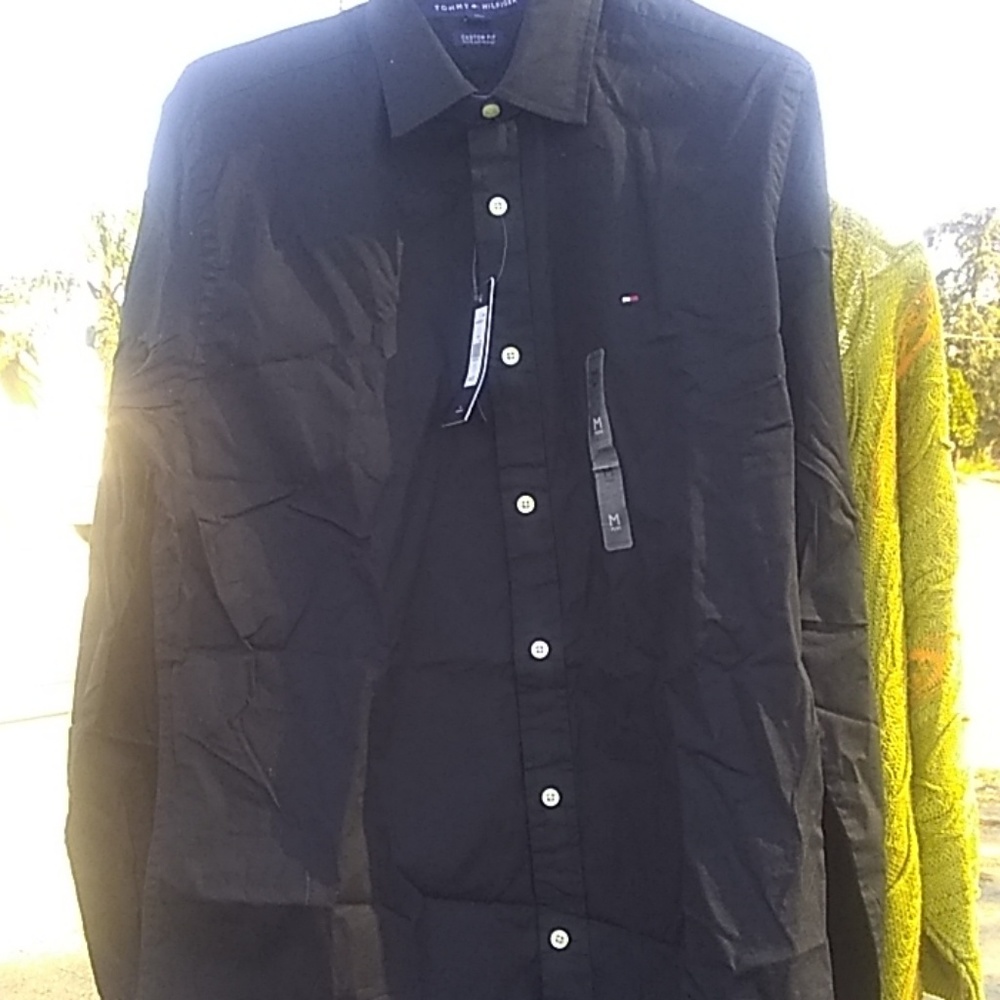 Tommy Hilfiger long sleeve button up shirt